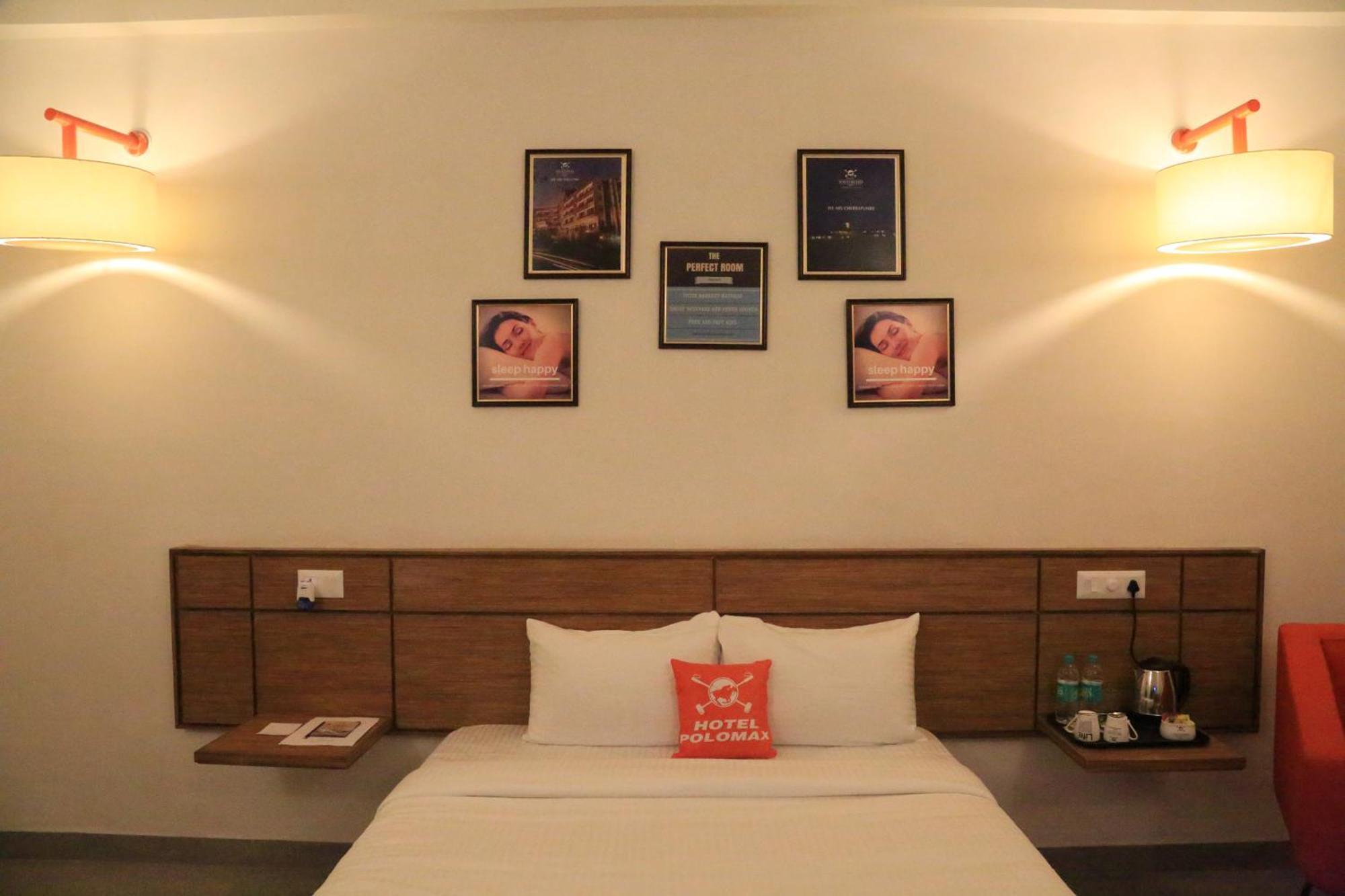 Max Hotels Джабалпур Номер фото